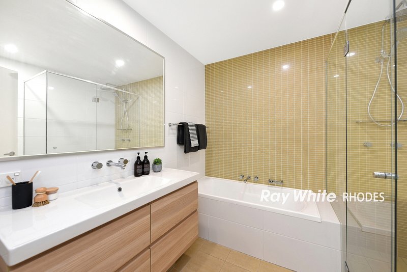 Photo - 205/88 Rider Boulevard, Rhodes NSW 2138 - Image 8