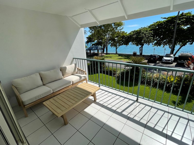 Photo - 205/89-91 Vasey Esplanade, Trinity Beach QLD 4879 - Image 4