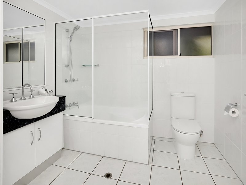 Photo - 205/89-91 Vasey Esplanade, Trinity Beach QLD 4879 - Image 9