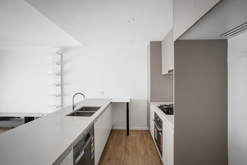 Photo - 205/9B Terry Road, Rouse Hill NSW 2155 - Image 6