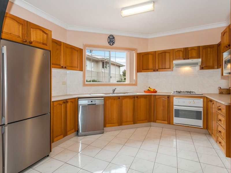 Photo - 205a Oak Road, Kirrawee NSW 2232 - Image 2