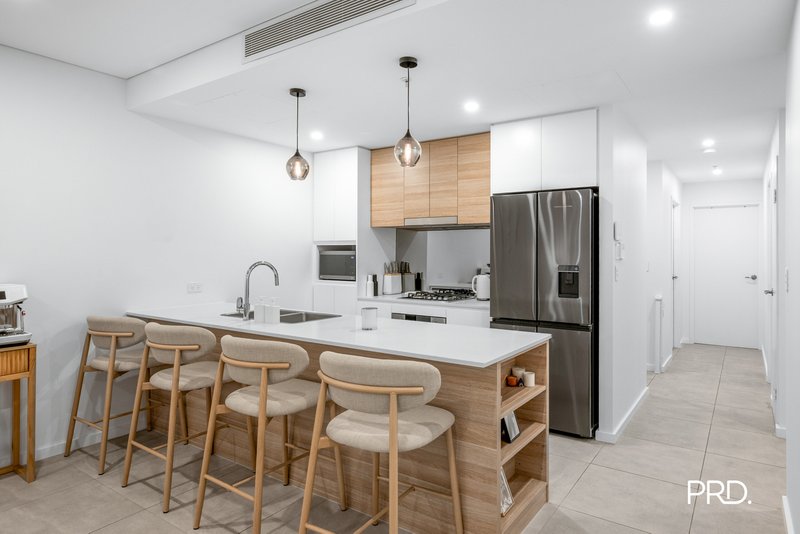 Photo - 205C/90 Glenmore Ridge Drive, Glenmore Park NSW 2745 - Image 5