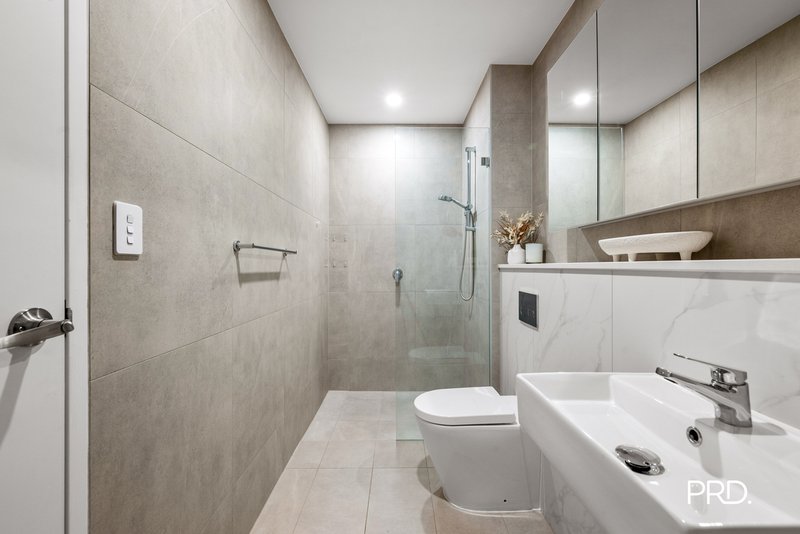 Photo - 205C/90 Glenmore Ridge Drive, Glenmore Park NSW 2745 - Image 9