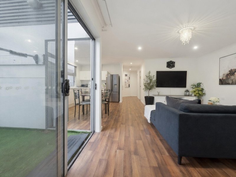 Photo - 20/6-24 Winona Street, Findon SA 5023 - Image 1