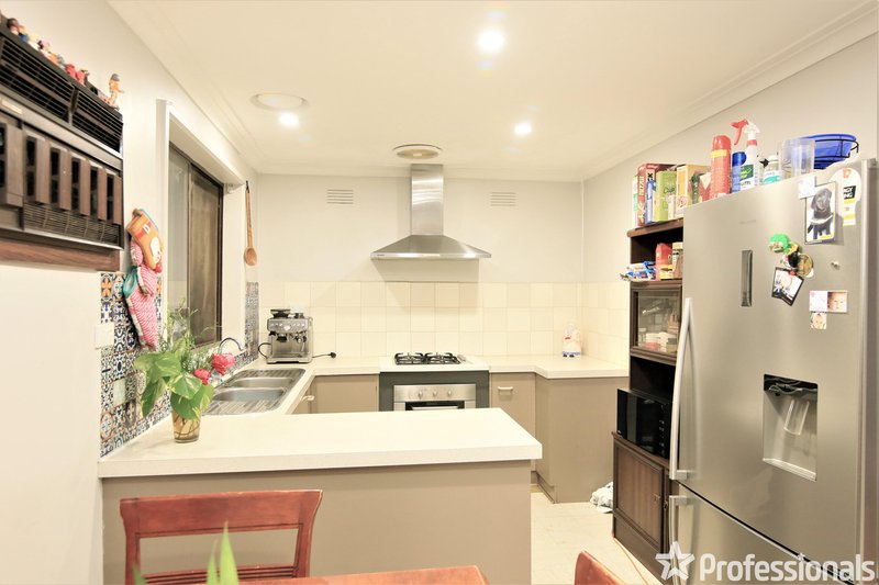 Photo - 206 Alfrieda Street, St Albans VIC 3021 - Image 7