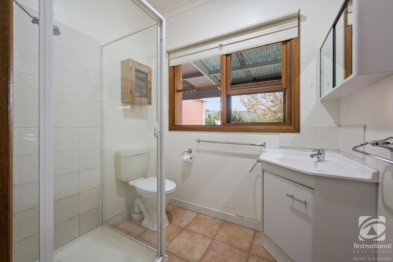 Photo - 206 Alma Road, Beechworth VIC 3747 - Image 10