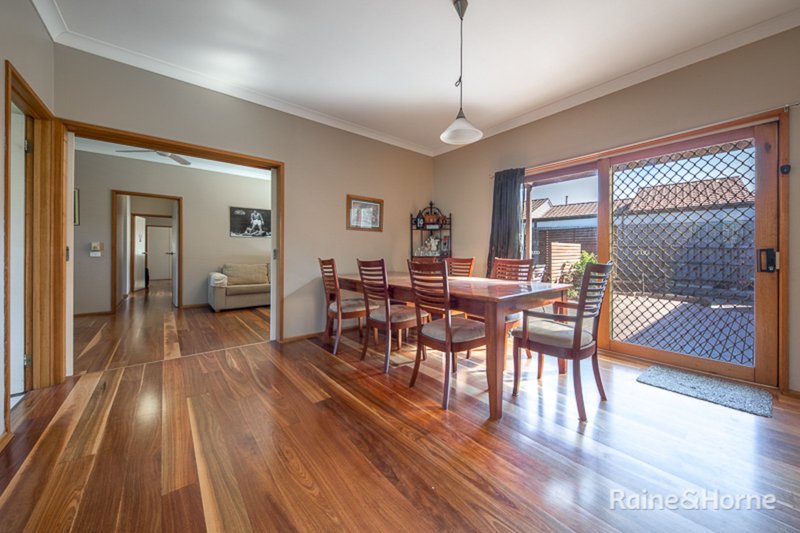 Photo - 206 Elizabeth Drive, Sunbury VIC 3429 - Image 7