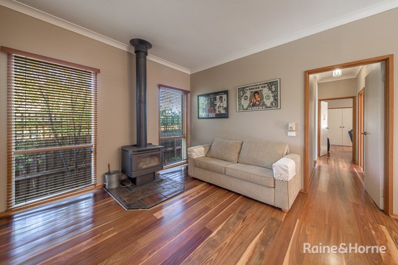 Photo - 206 Elizabeth Drive, Sunbury VIC 3429 - Image 9