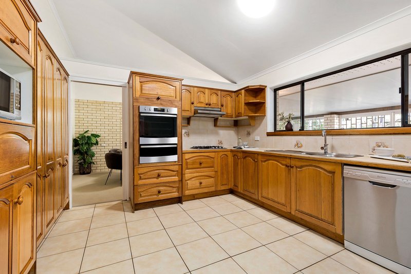 Photo - 206 Grandview Road, Pullenvale QLD 4069 - Image 8