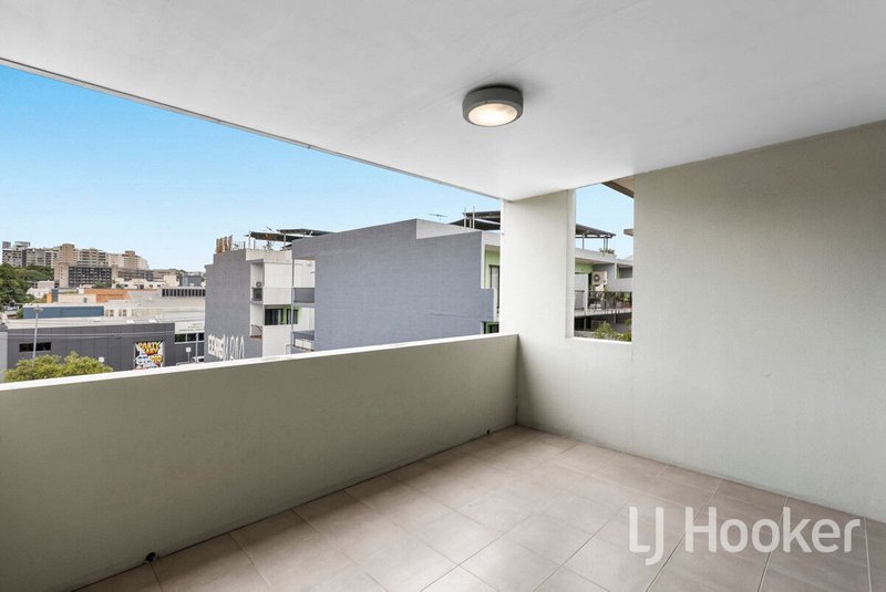 Photo - 20/6 Lockhart Street, Woolloongabba QLD 4102 - Image 17