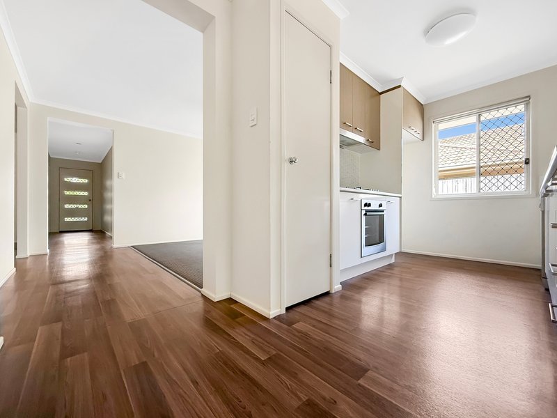Photo - 206 Macdonald Drive, Narangba QLD 4504 - Image 4