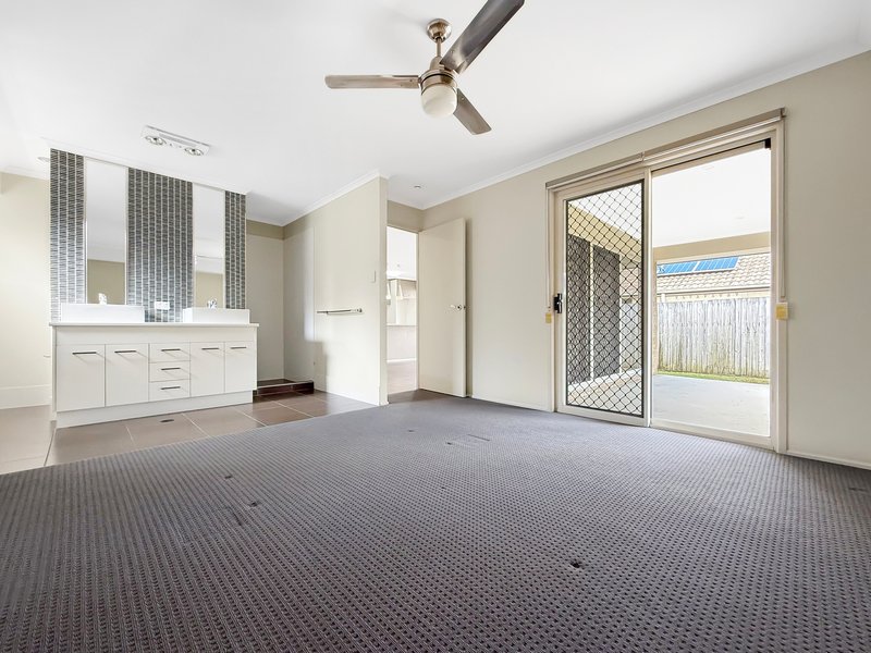 Photo - 206 Macdonald Drive, Narangba QLD 4504 - Image 5