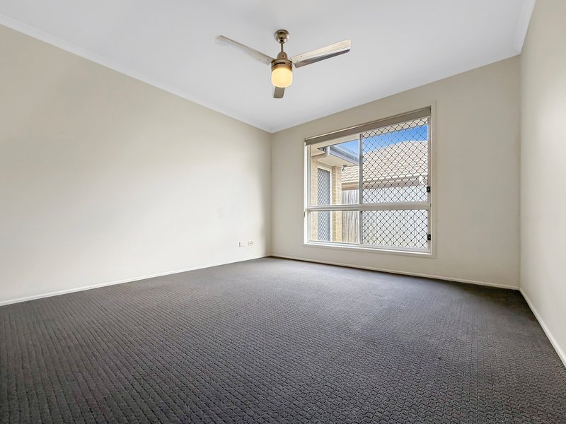 Photo - 206 Macdonald Drive, Narangba QLD 4504 - Image 10