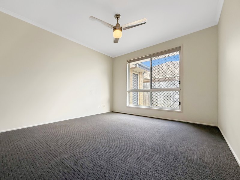 Photo - 206 Macdonald Drive, Narangba QLD 4504 - Image 12
