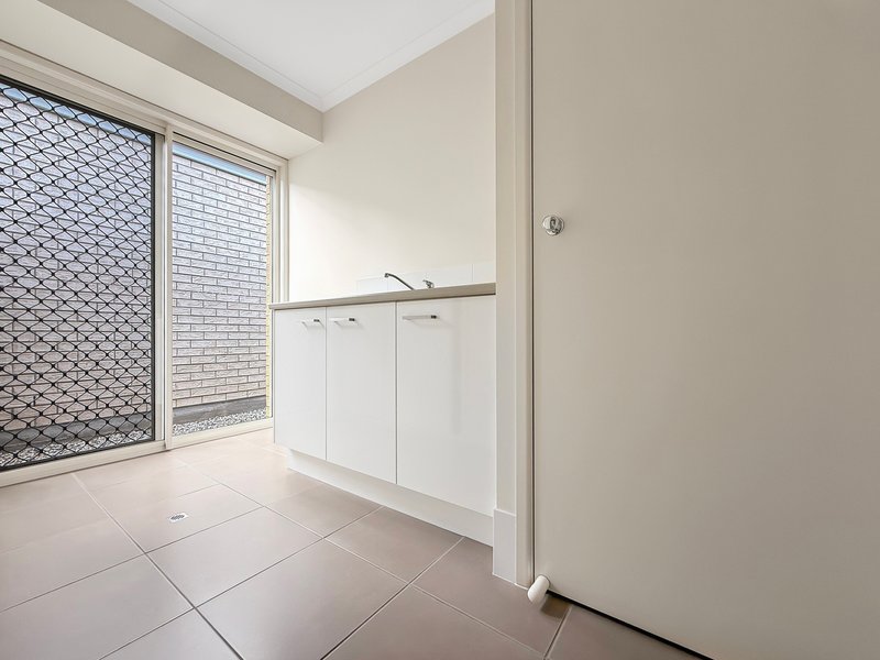 Photo - 206 Macdonald Drive, Narangba QLD 4504 - Image 14
