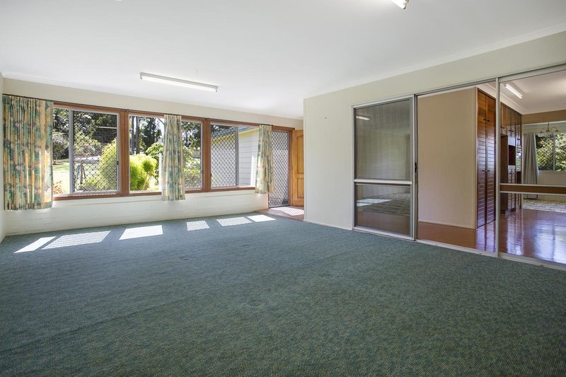 Photo - 206 Panorama Drive, Rosemount QLD 4560 - Image 10