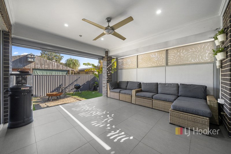Photo - 206 Piccadilly Street, Riverstone NSW 2765 - Image 13