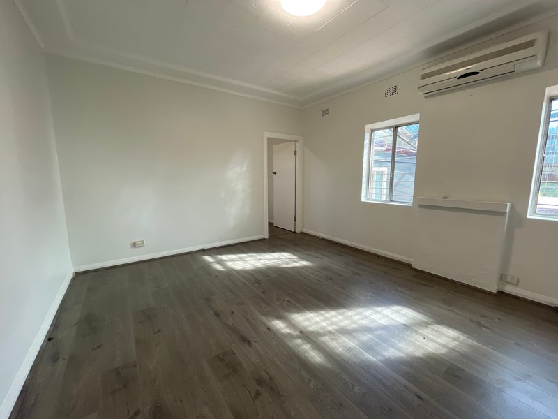 Photo - 206 Slade Road, Bardwell Park NSW 2207 - Image 2