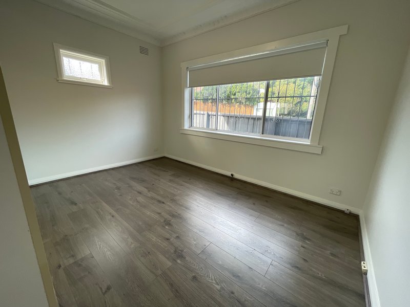 Photo - 206 Slade Road, Bardwell Park NSW 2207 - Image 4