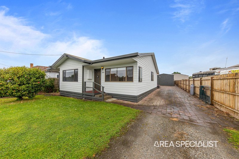 Photo - 206 Station Street, Koo Wee Rup VIC 3981 - Image 3