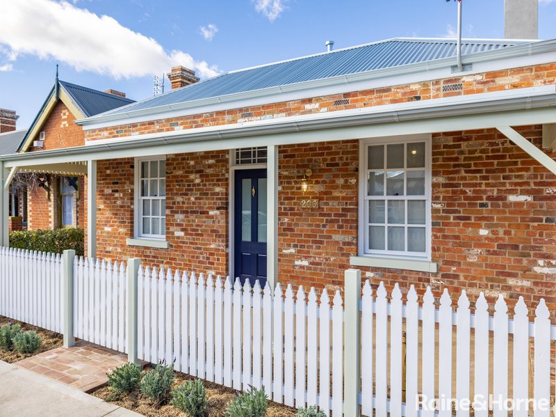 206 William Street, Bathurst NSW 2795