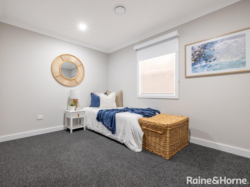 Photo - 206 William Street, Bathurst NSW 2795 - Image 14