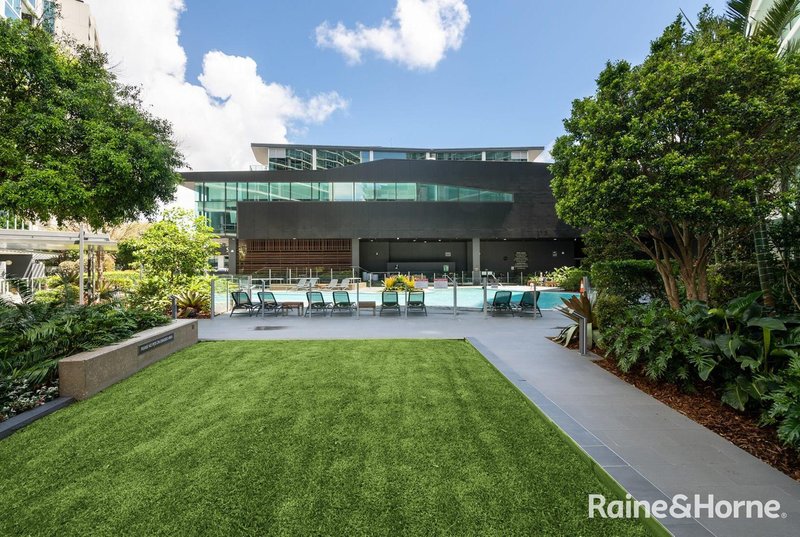 Photo - 20603/8 Hercules Street, Hamilton QLD 4007 - Image 12