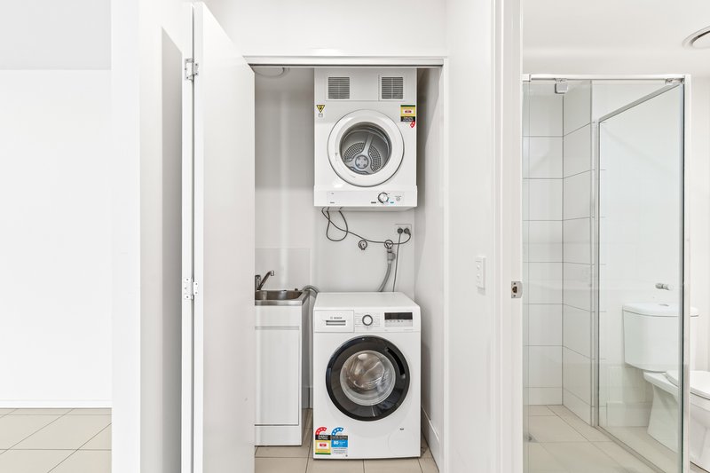 Photo - 206/1 High Street, Sippy Downs QLD 4556 - Image 16