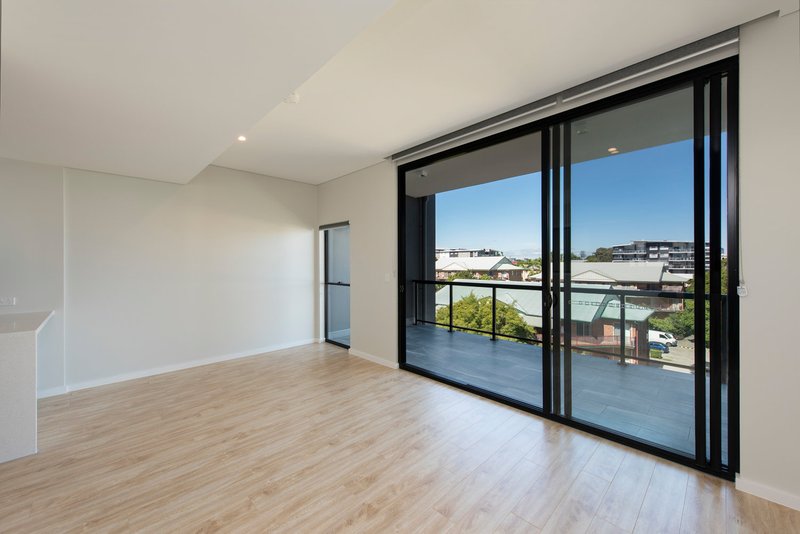 Photo - 206/109 Chalk Street, Lutwyche QLD 4030 - Image 4