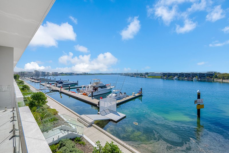 Photo - 206/11 Aqua Street, Newport QLD 4020 - Image 2