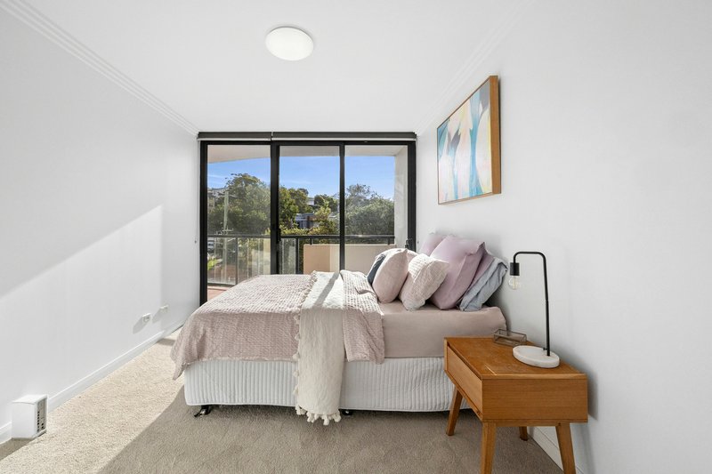 Photo - 206/11 Mooramba Road, Dee Why NSW 2099 - Image 6
