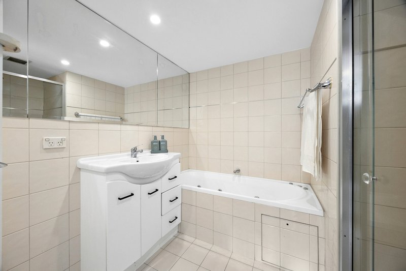 Photo - 206/11 Mooramba Road, Dee Why NSW 2099 - Image 8