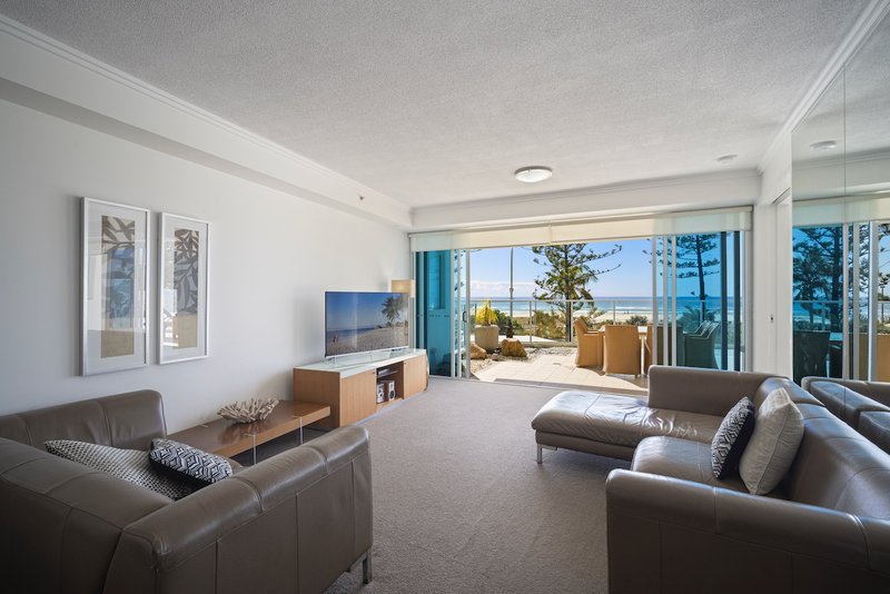 Photo - 206/110 Marine Parade 'Reflections Tower Two' , Coolangatta QLD 4225 - Image 2