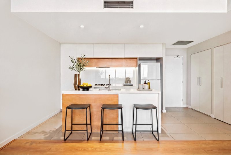 Photo - 20611/37D Harbour Road, Hamilton QLD 4007 - Image 6