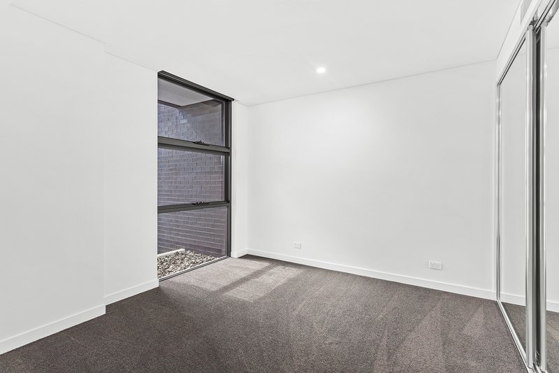 Photo - 206/14 Beatson Street, Wollongong NSW 2500 - Image 6