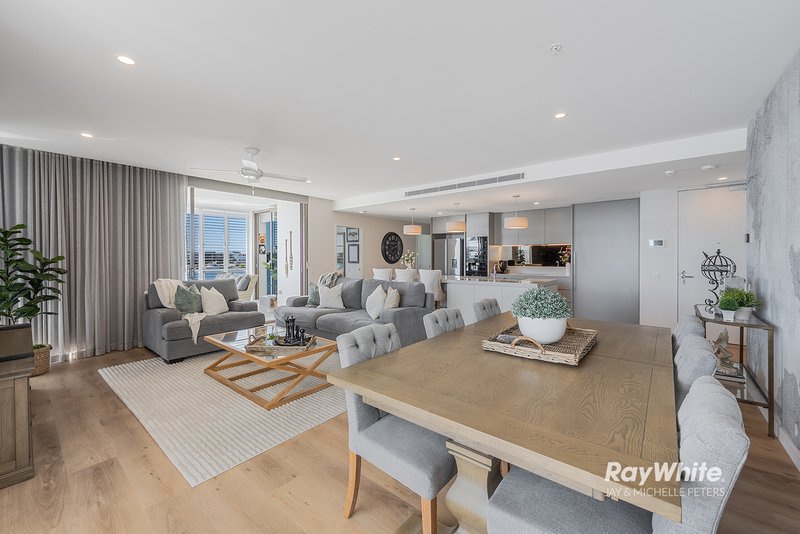 Photo - 206/15 Aqua Street, Newport QLD 4020 - Image 7