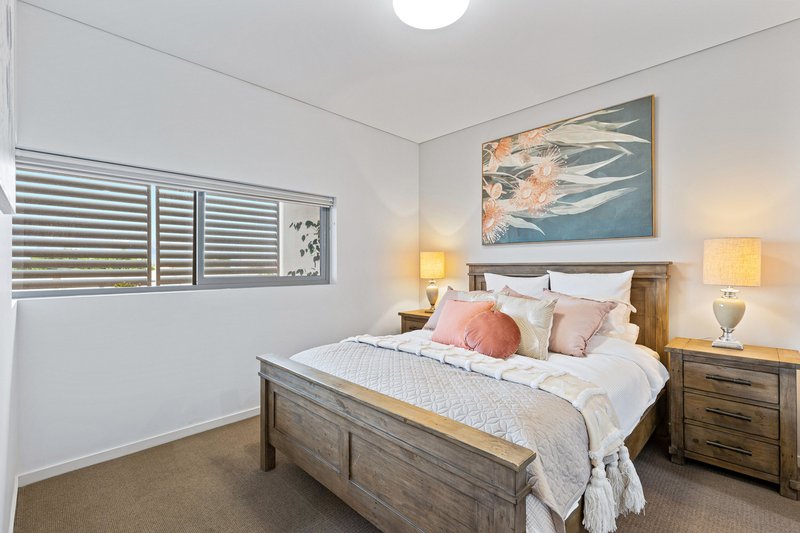 Photo - 206/15 Roydhouse Street, Subiaco WA 6008 - Image 3