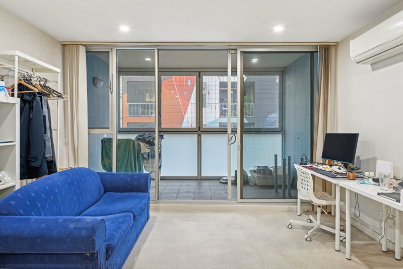 Photo - 206/185 Morphett Street, Adelaide SA 5000 - Image 3