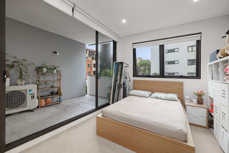 Photo - 206/19 Parramatta Road, Homebush NSW 2140 - Image 4