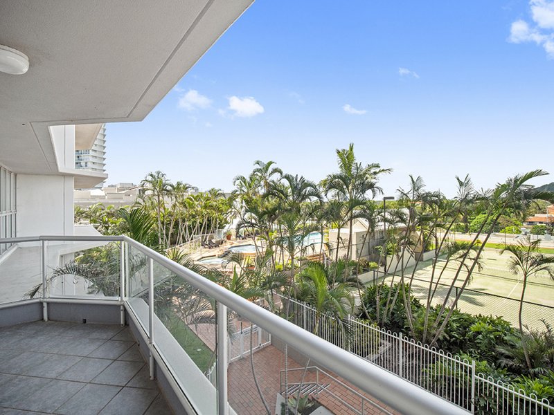 20/62 Marine Parade, Coolangatta QLD 4225