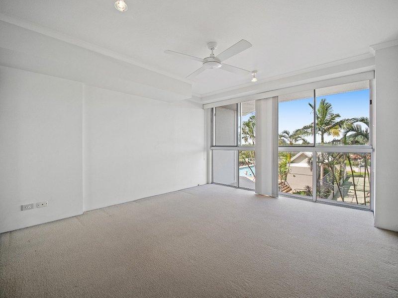 Photo - 20/62 Marine Parade, Coolangatta QLD 4225 - Image 7