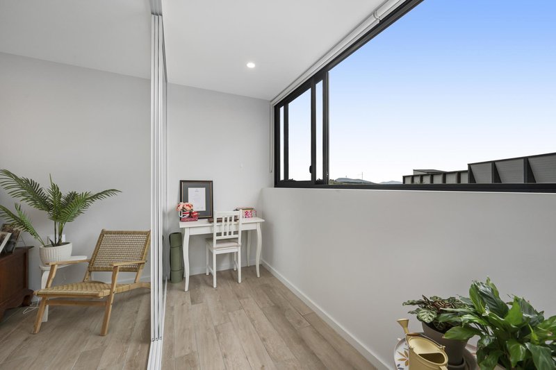 Photo - 206/2 Terry Connolly Street, Coombs ACT 2611 - Image 7