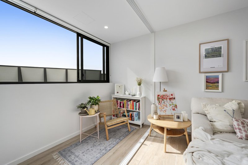 Photo - 206/2 Terry Connolly Street, Coombs ACT 2611 - Image 8