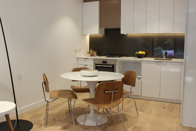 Photo - 206/20 Queen Street, Blackburn VIC 3130 - Image 3