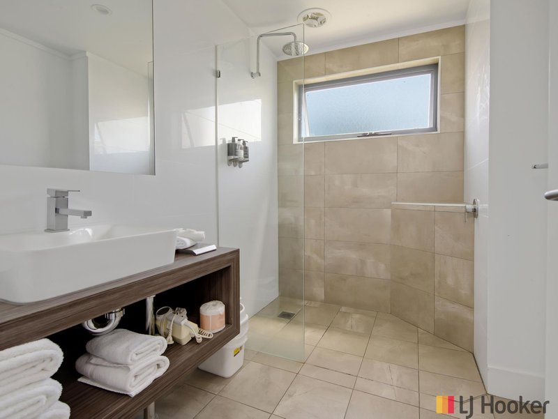 Photo - 206/202-208 Beach Road, Batehaven NSW 2536 - Image 16