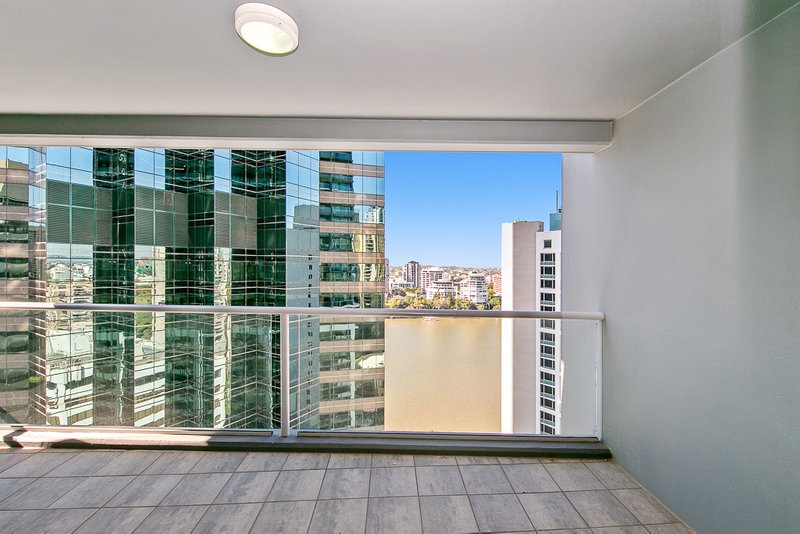 Photo - 206/26 Felix Street, Brisbane City QLD 4000 - Image 9