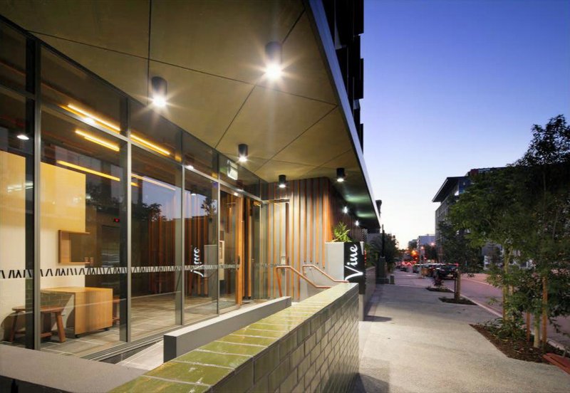 Photo - 206/27 Russell Street, South Brisbane QLD 4101 - Image 3