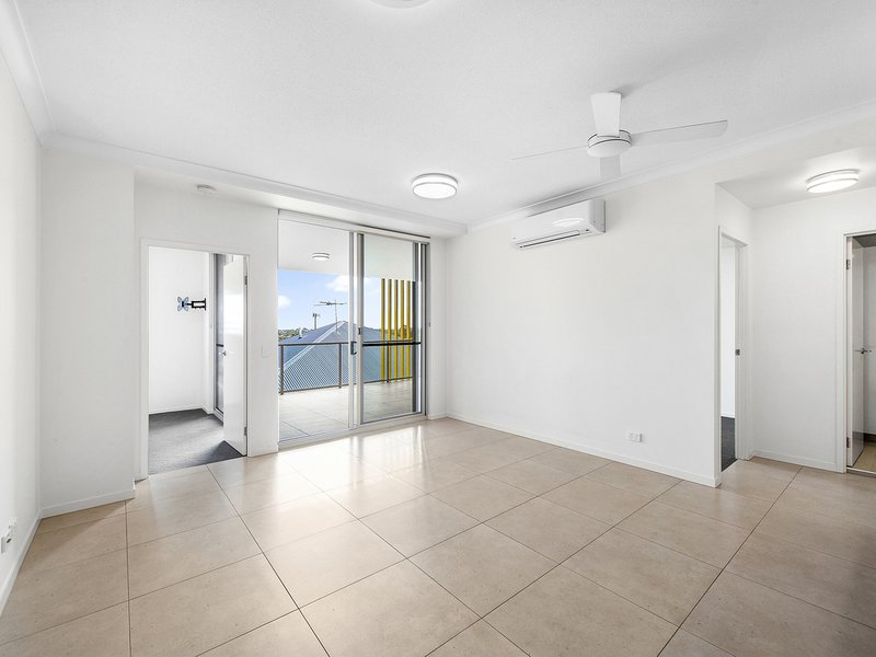 Photo - 206/29 Florrie Street, Lutwyche QLD 4030 - Image 3