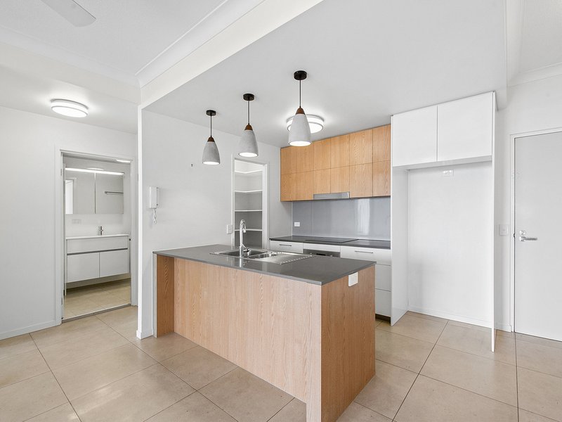 Photo - 206/29 Florrie Street, Lutwyche QLD 4030 - Image 5