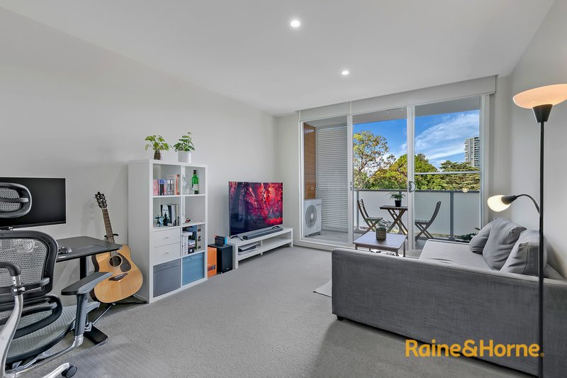 Photo - 206/2B Hazlewood Place, Epping NSW 2121 - Image 2